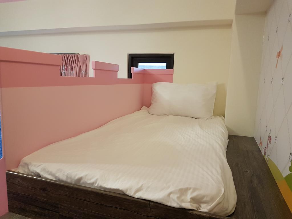 Childlike Innocence Homestay Kota Hualien Bagian luar foto