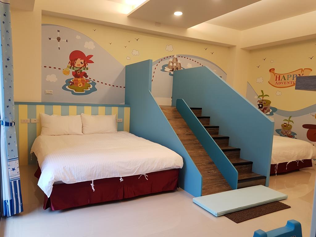 Childlike Innocence Homestay Kota Hualien Bagian luar foto