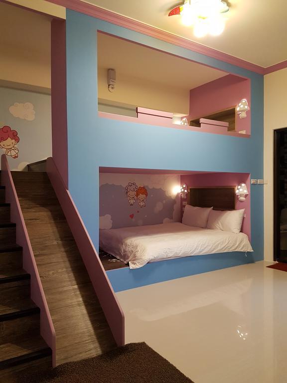 Childlike Innocence Homestay Kota Hualien Bagian luar foto