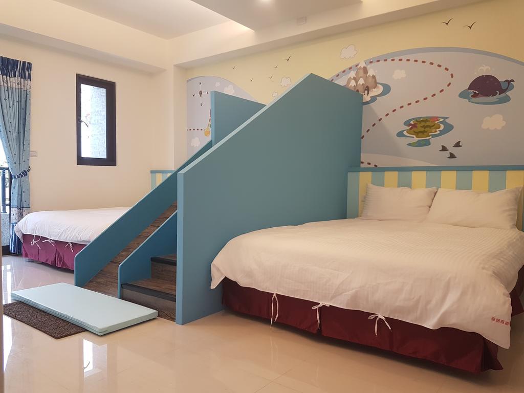 Childlike Innocence Homestay Kota Hualien Bagian luar foto