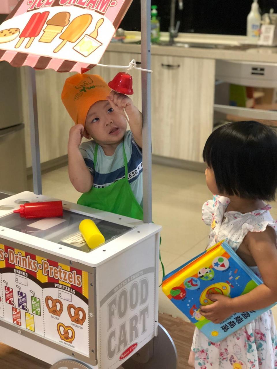 Childlike Innocence Homestay Kota Hualien Bagian luar foto