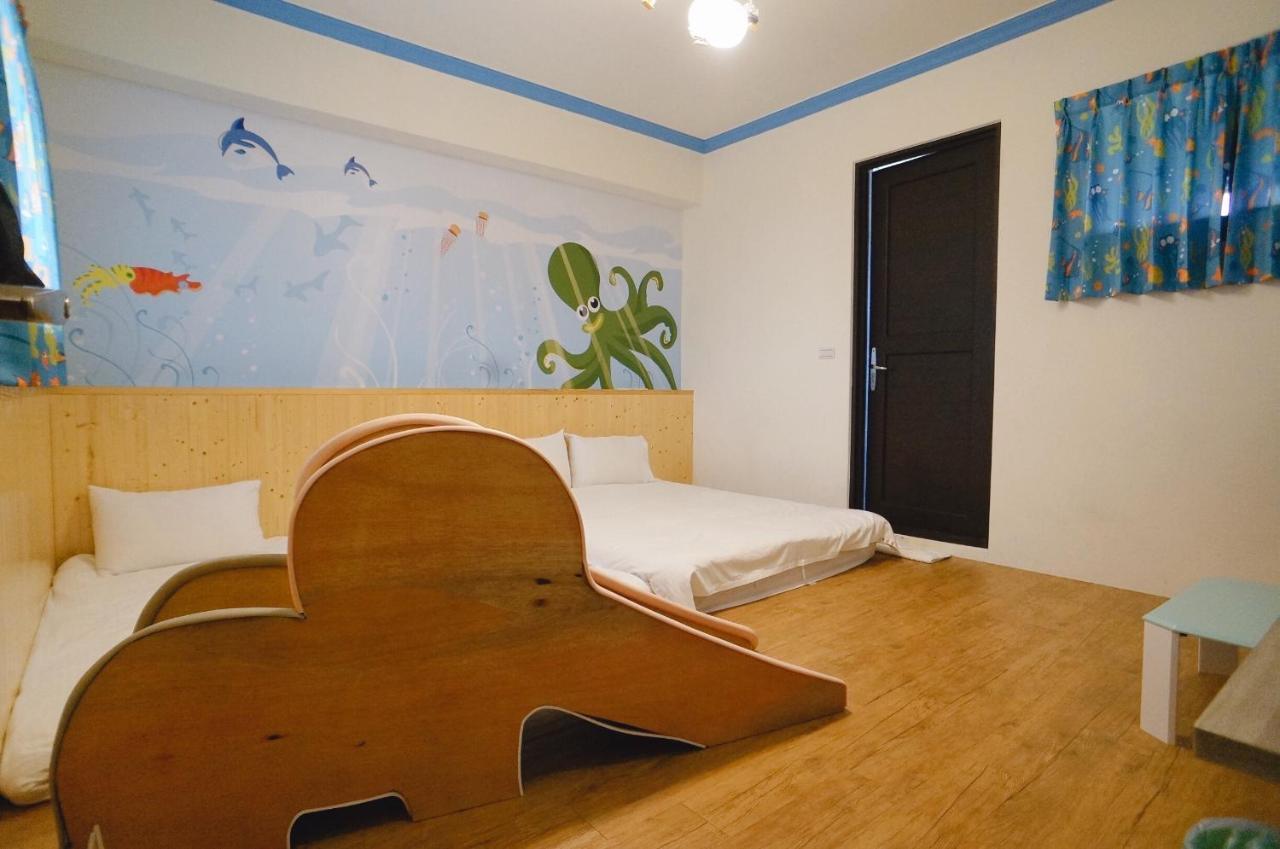 Childlike Innocence Homestay Kota Hualien Bagian luar foto